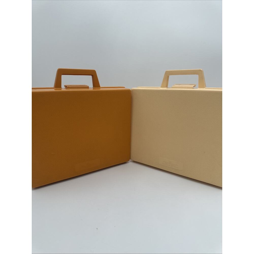 Set Of 2 Vintage 1977 Fisher-Price Medical And Tool Kits - Picture 2 of 7